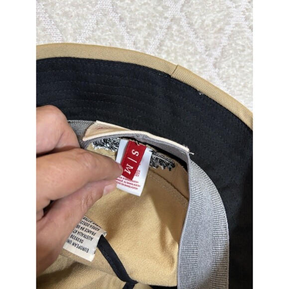 Mitchell & Ness Flex-fit Chicago Blackhawks Embroidered Tan Bucket Hat Size  S/M - Picture 9 of 10